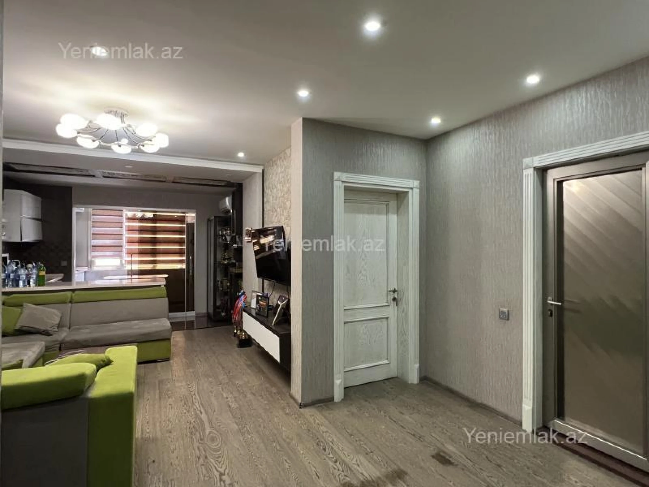 Satılır 2 otaqlı yeni tikili 68 m²