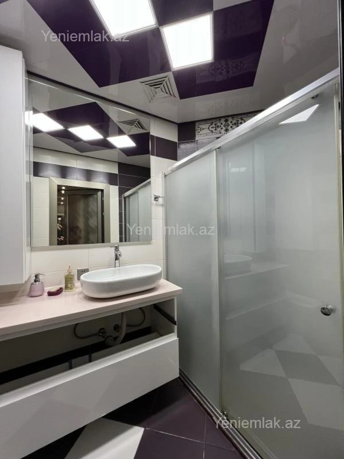 Satılır 2 otaqlı yeni tikili 68 m²