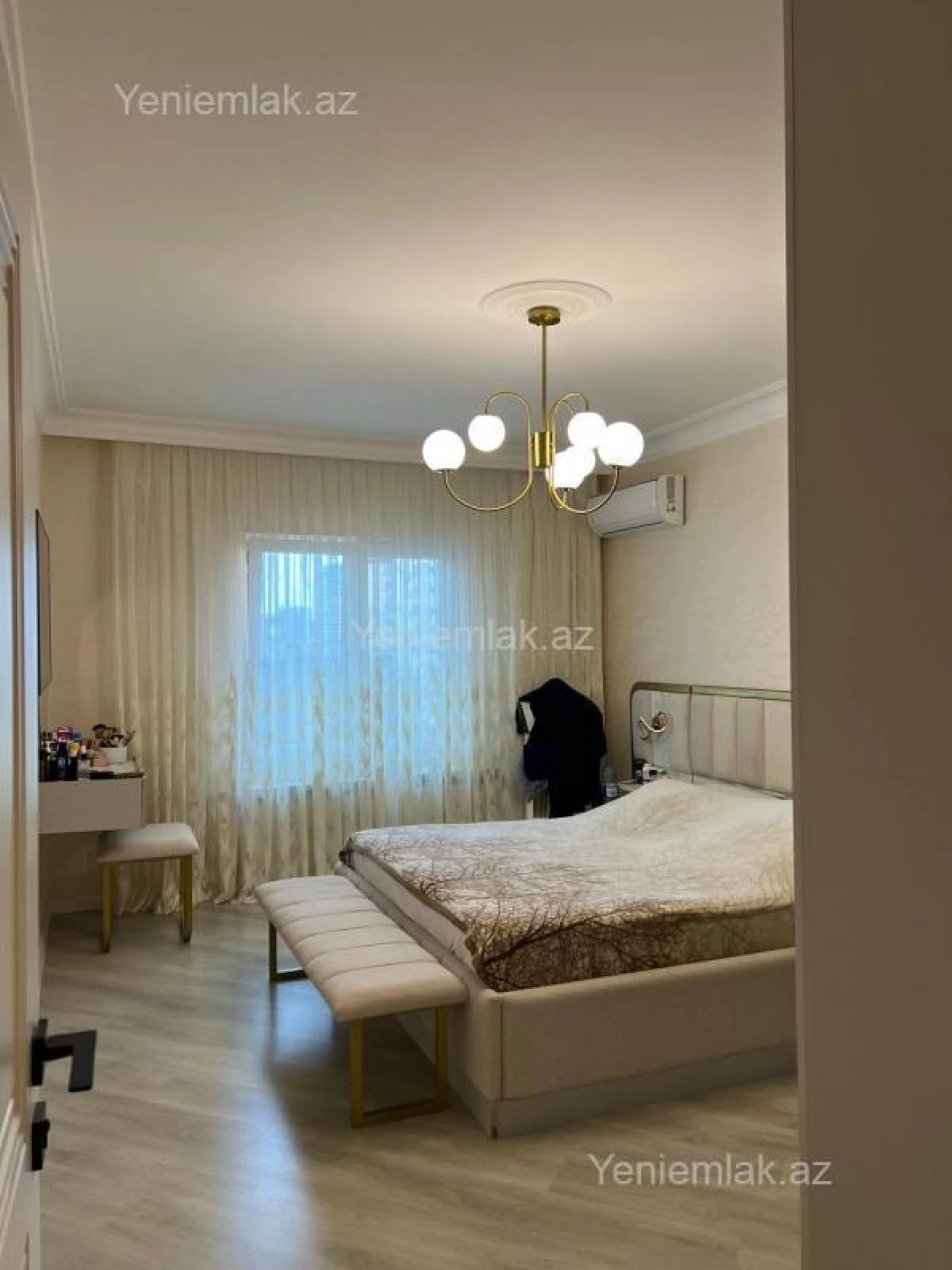 Satılır 3 otaqlı köhnə tikili 84 m²