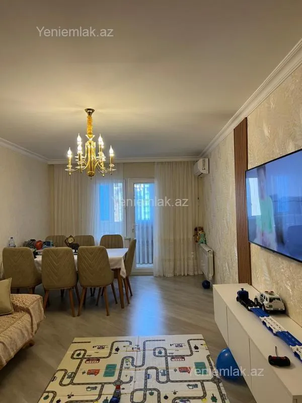 Satılır 3 otaqlı köhnə tikili 84 m²