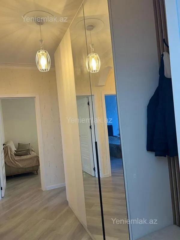 Satılır 3 otaqlı köhnə tikili 84 m²