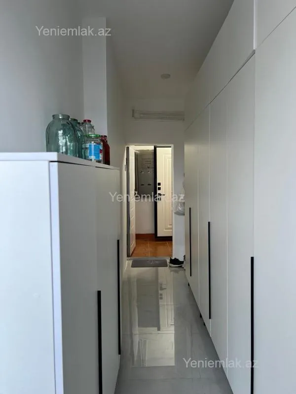 Satılır 3 otaqlı köhnə tikili 84 m²