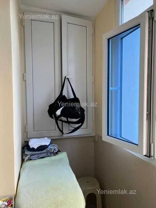 Satılır 3 otaqlı köhnə tikili 84 m²