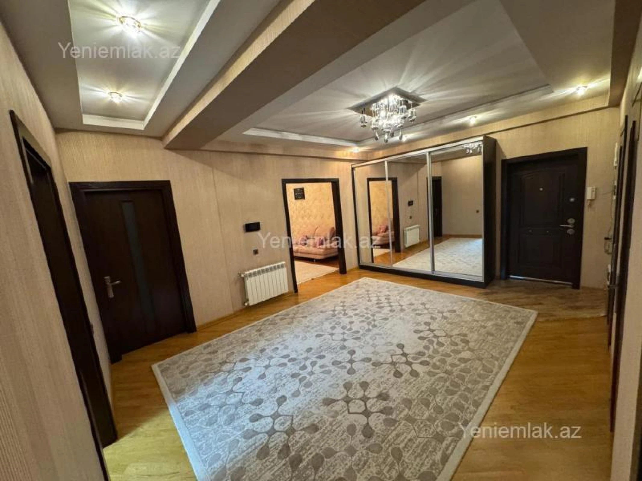 Satılır 3 otaqlı yeni tikili 128 m²