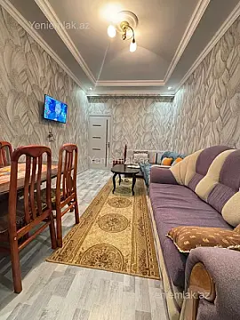 Satılır 2 otaqlı köhnə tikili 62 m²