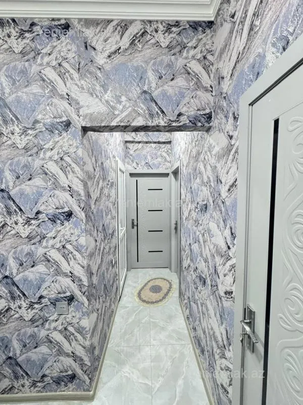 Satılır 2 otaqlı köhnə tikili 62 m²