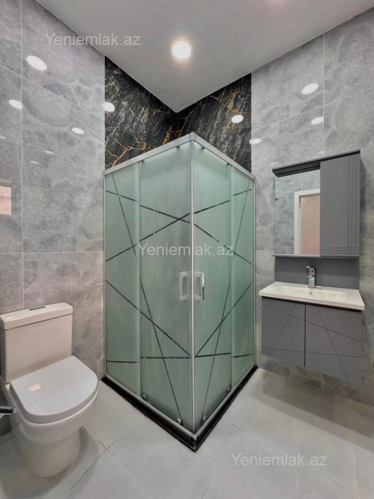 Satılır 4 otaqlı həyət evi 160 m²