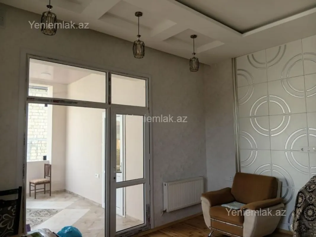 Satılır 7 otaqlı həyət evi 330 m²