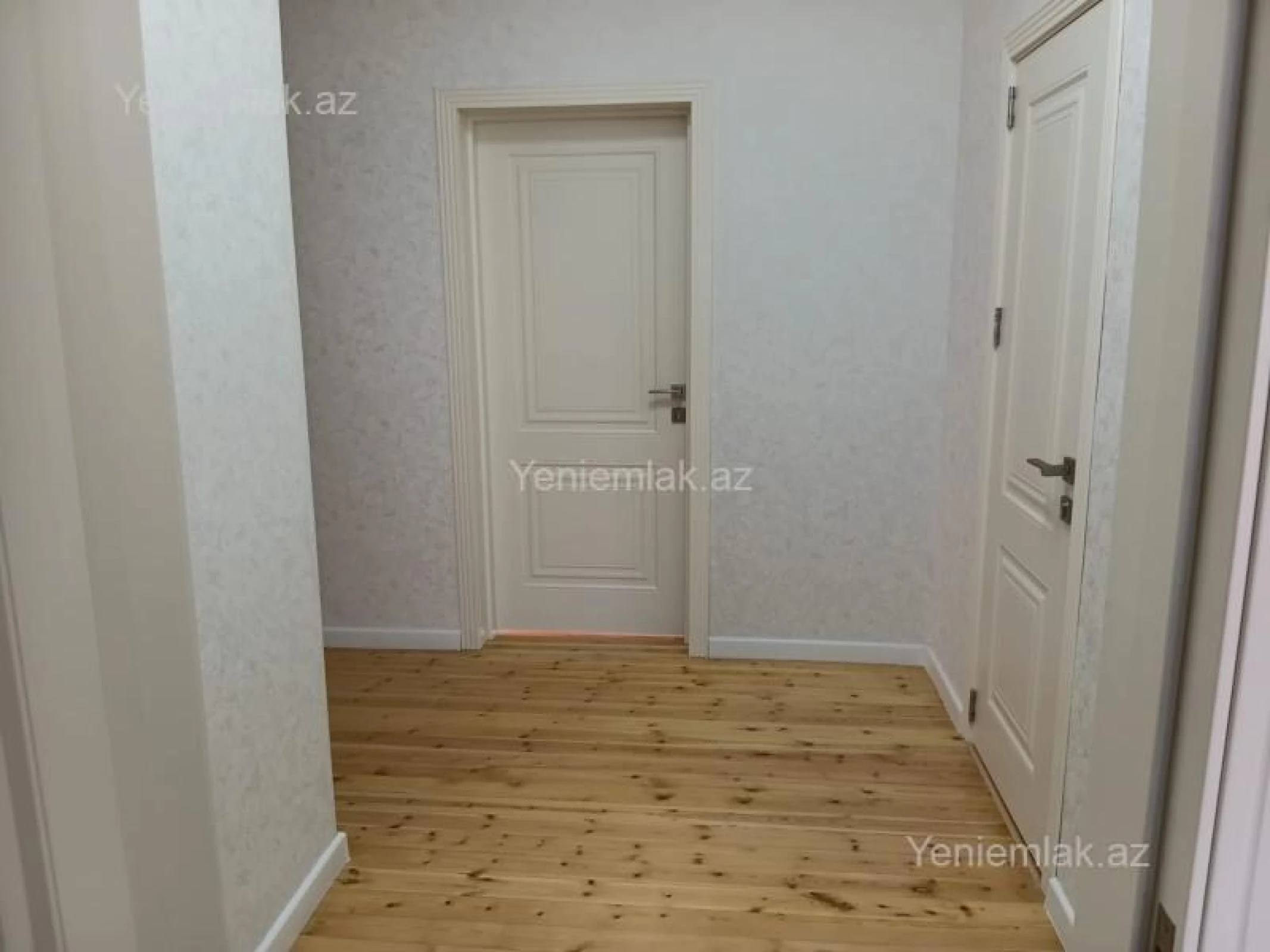 Satılır 7 otaqlı həyət evi 330 m²