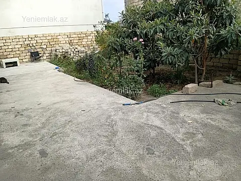 Satılır 7 otaqlı həyət evi 330 m²