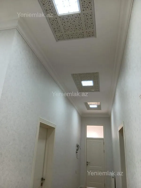 Satılır 7 otaqlı həyət evi 330 m²