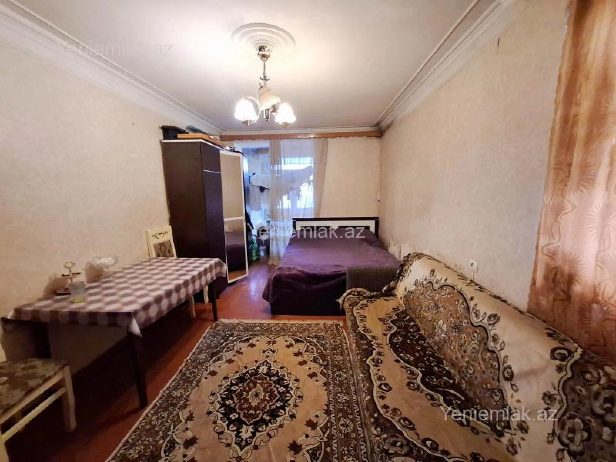 Satılır 1 otaqlı köhnə tikili 32 m²