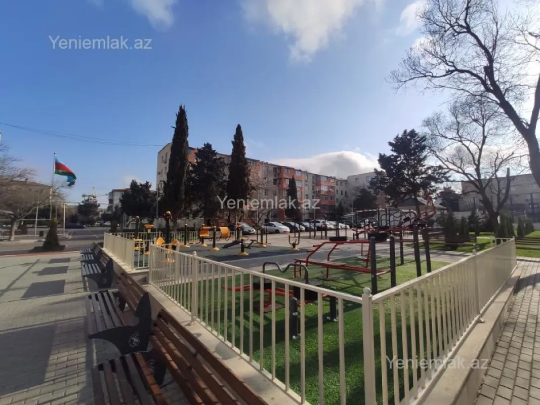 Satılır 1 otaqlı köhnə tikili 32 m²