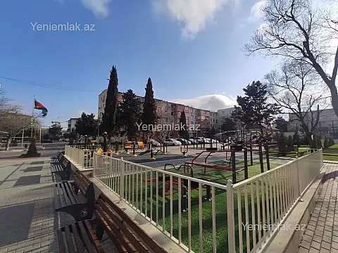 Satılır 1 otaqlı köhnə tikili 32 m²