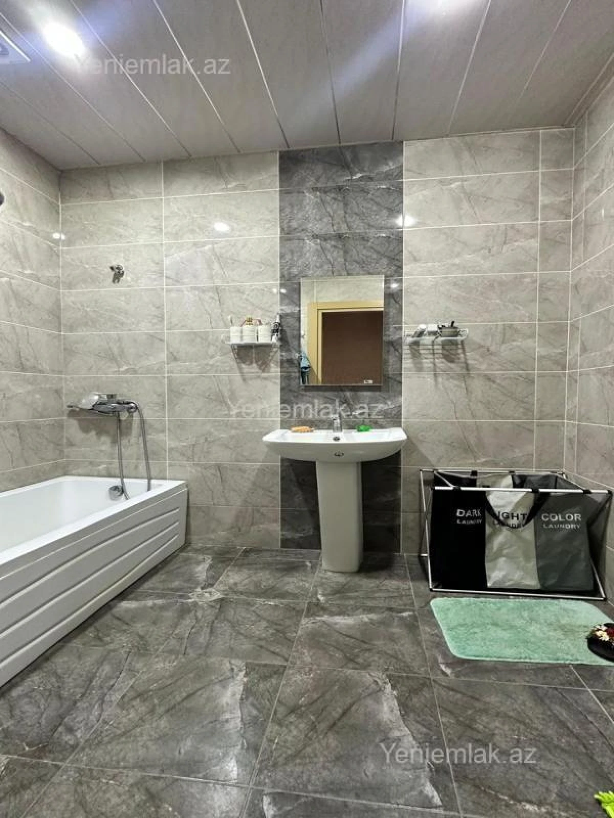 Satılır 2 otaqlı yeni tikili 104 m²