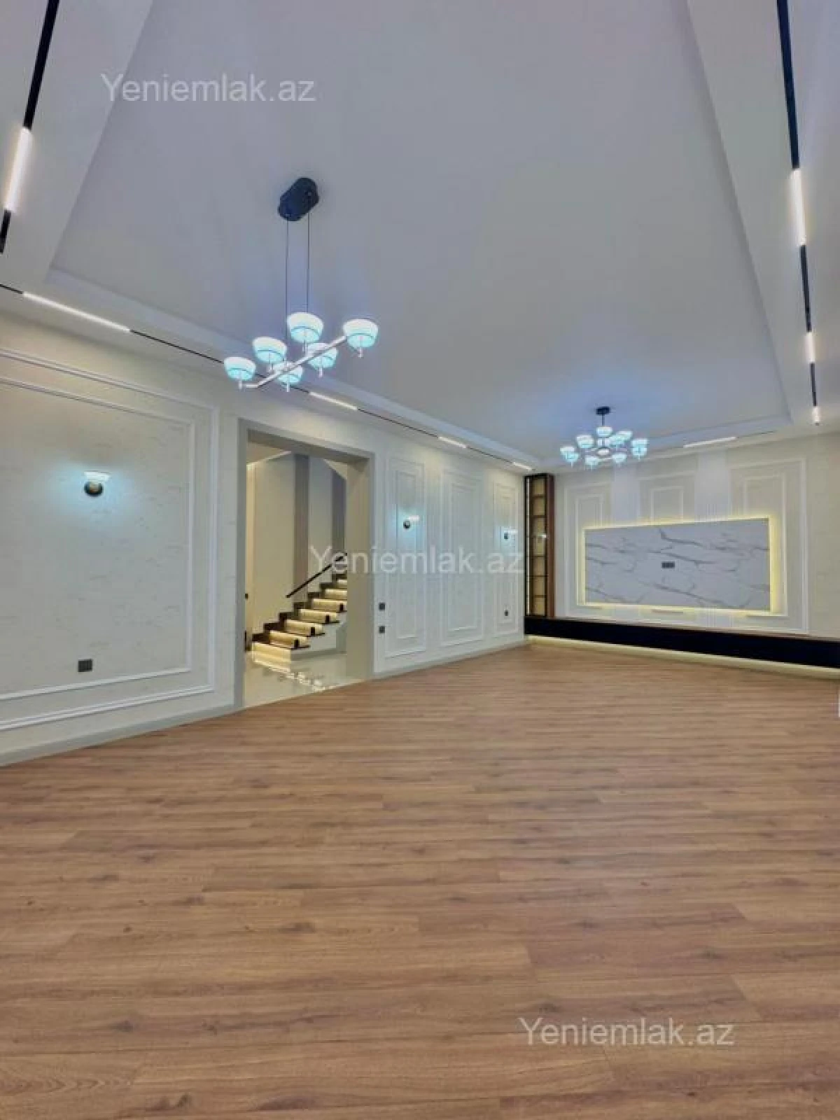 Satılır 5 otaqlı həyət evi 280 m²