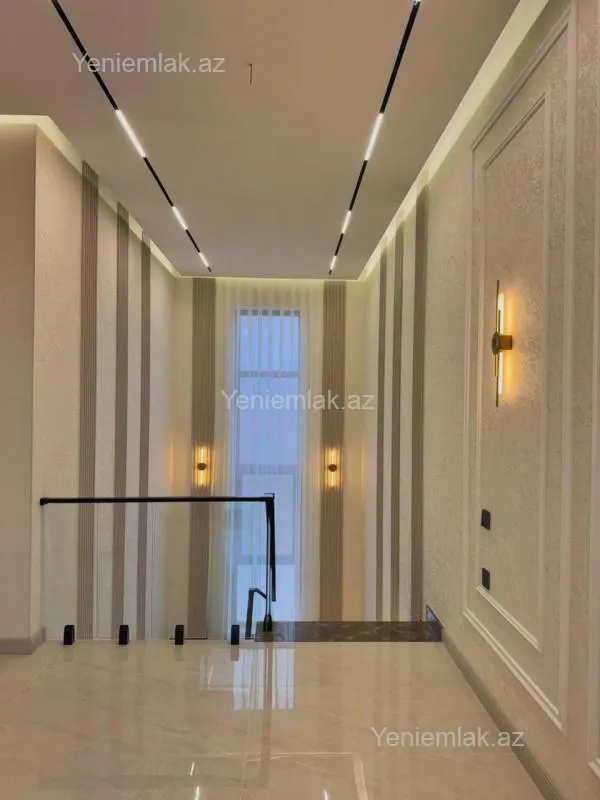 Satılır 5 otaqlı həyət evi 280 m²