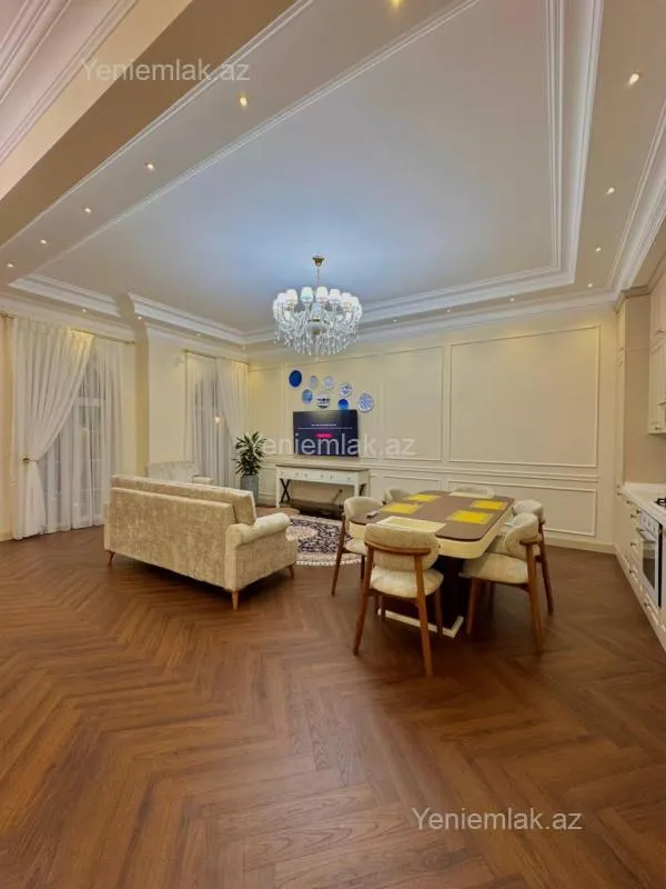 Satılır 4 otaqlı həyət evi 150 m²