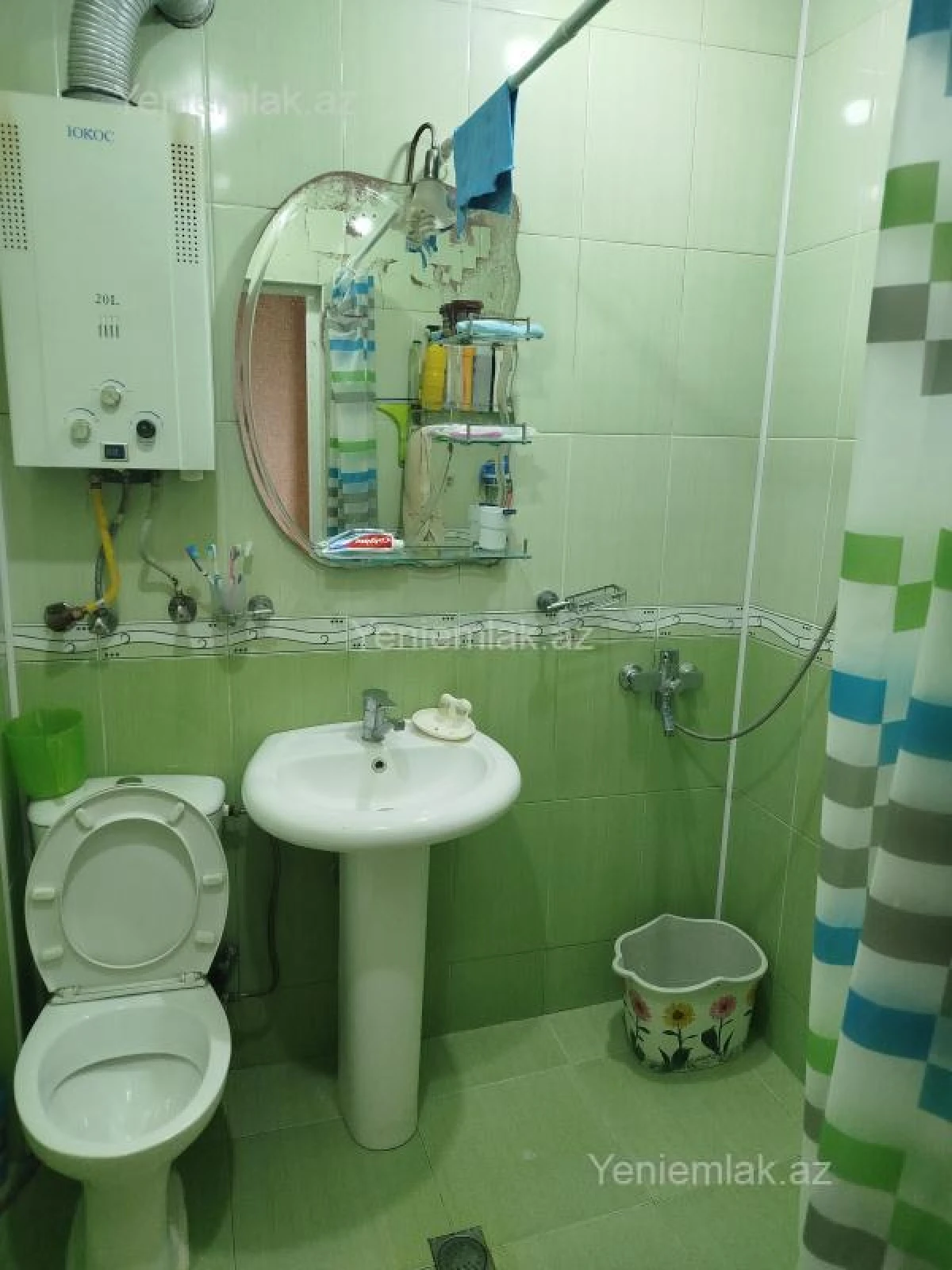 Satılır 3 otaqlı köhnə tikili 64 m²