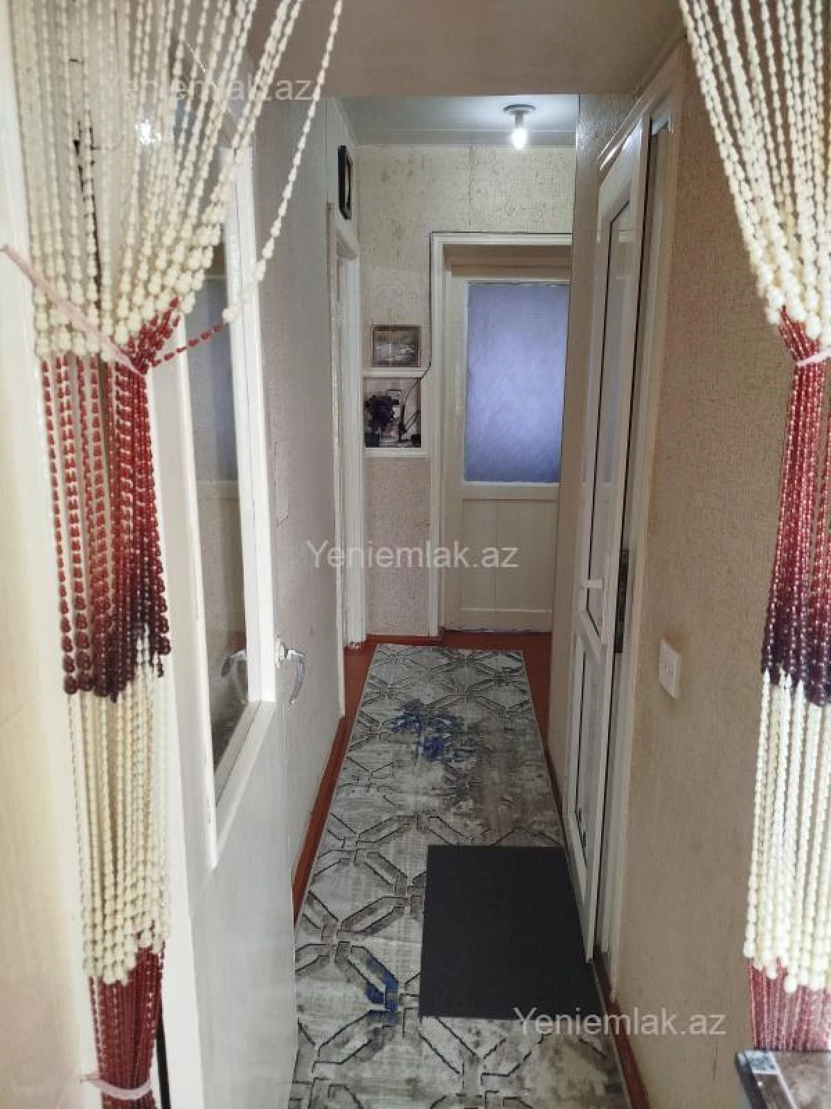 Satılır 3 otaqlı köhnə tikili 64 m²