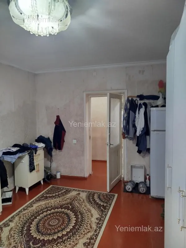 Satılır 3 otaqlı köhnə tikili 64 m²
