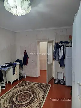 Satılır 3 otaqlı köhnə tikili 64 m²