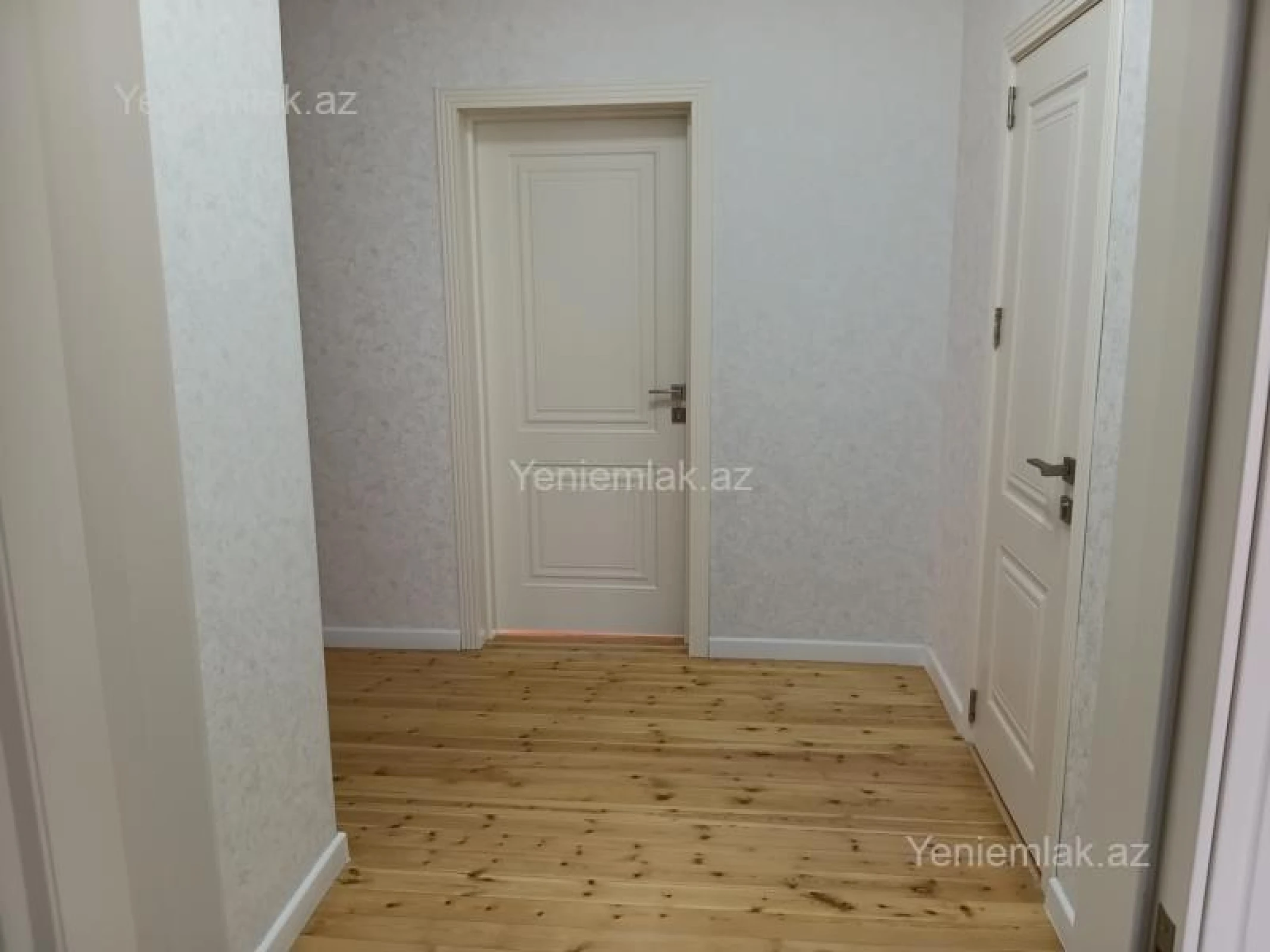 Satılır 7 otaqlı həyət evi 330 m²