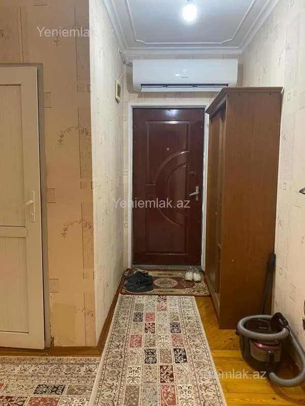 Satılır 3 otaqlı köhnə tikili 90 m²