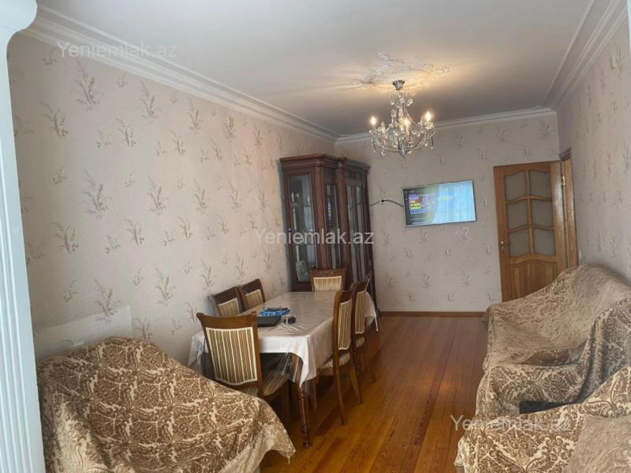 Satılır 3 otaqlı köhnə tikili 90 m²