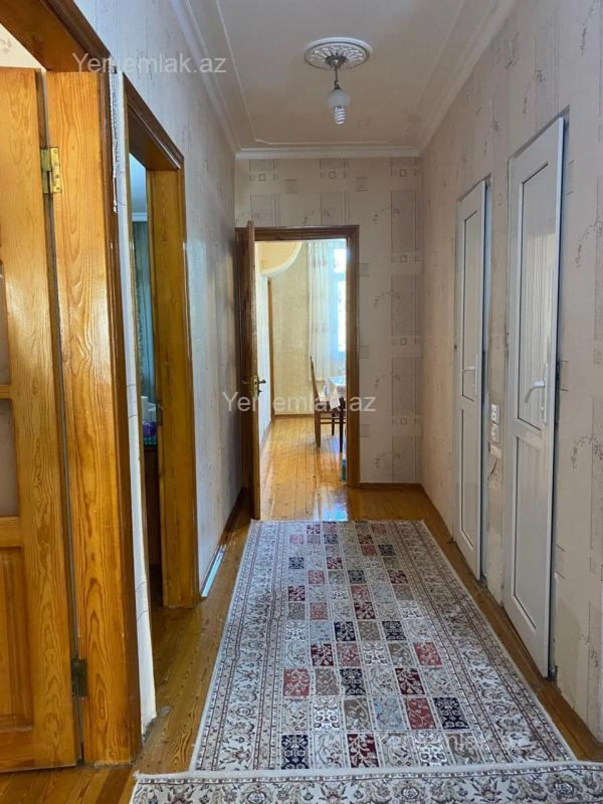 Satılır 3 otaqlı köhnə tikili 90 m²