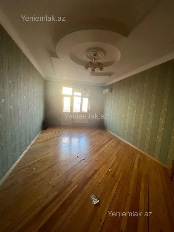 Satılır 3 otaqlı yeni tikili 125 m²