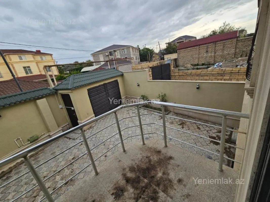 Satılır 4 otaqlı həyət evi 150 m²