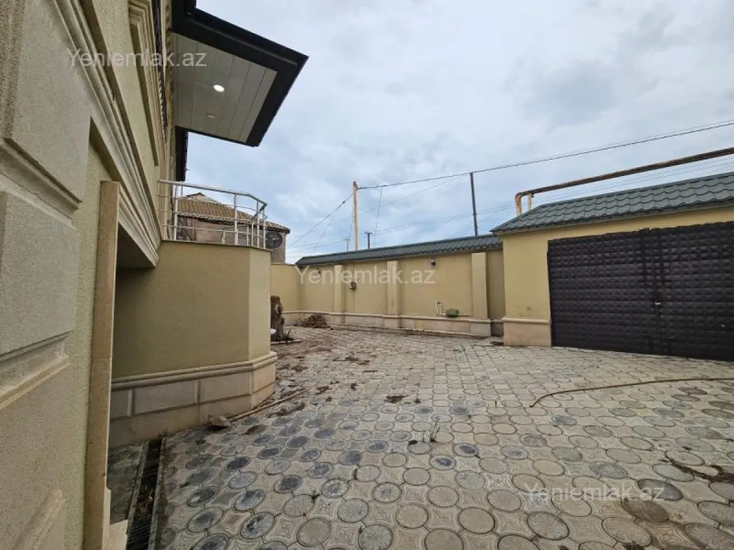 Satılır 4 otaqlı həyət evi 150 m²