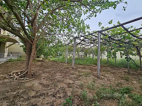 Satılır 4 otaqlı həyət evi 150 m²