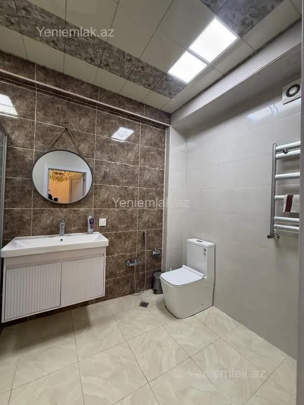 Satılır 2 otaqlı yeni tikili 77 m²