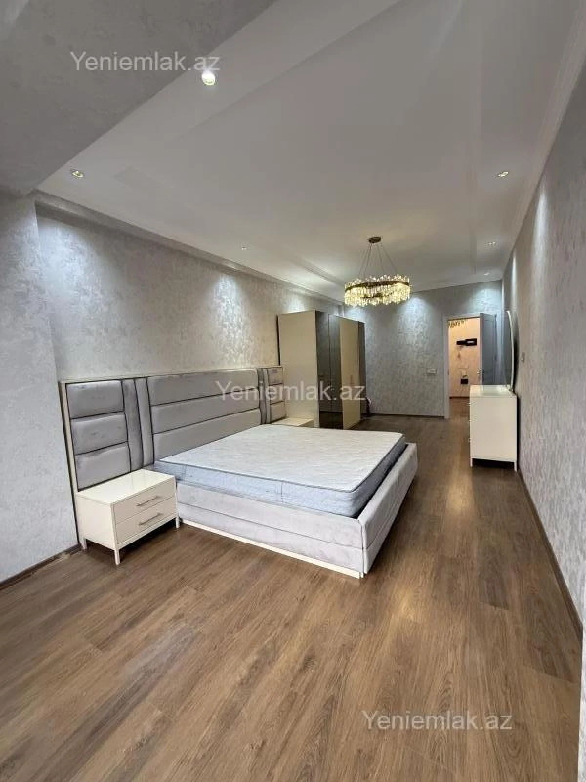 Satılır 2 otaqlı yeni tikili 77 m²