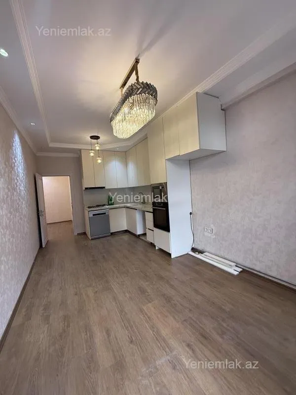Satılır 2 otaqlı yeni tikili 77 m²