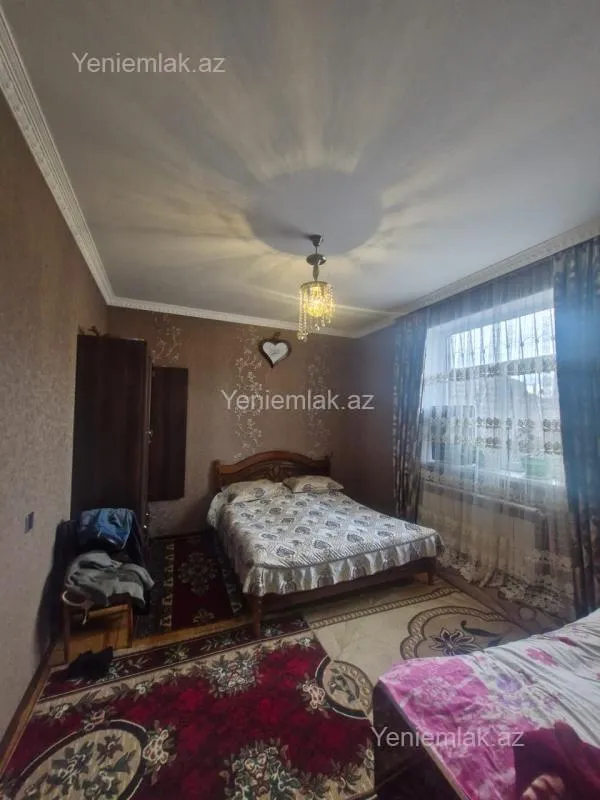 Satılır 3 otaqlı həyət evi 95 m²