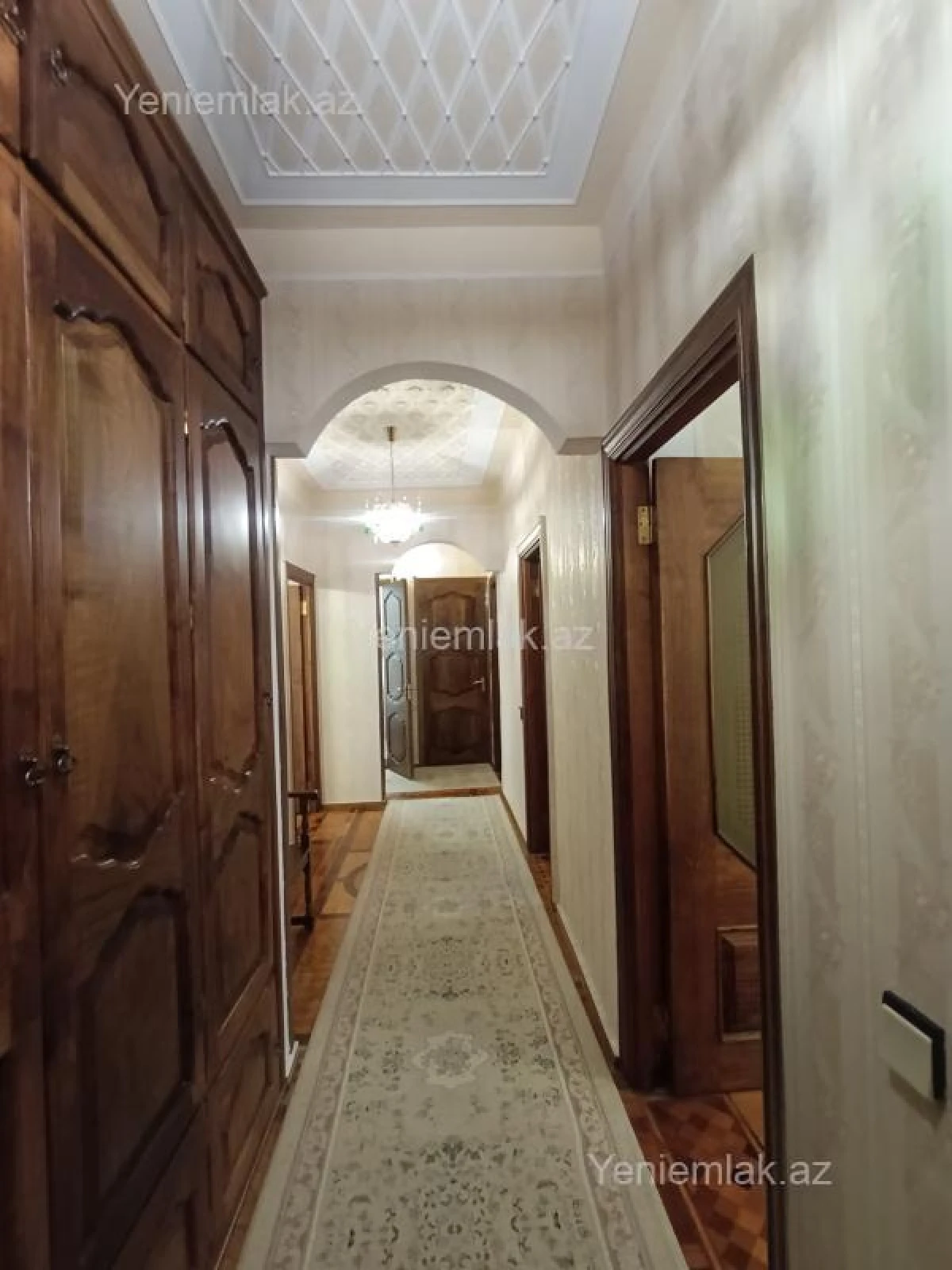 Satılır 5 otaqlı köhnə tikili 110 m²