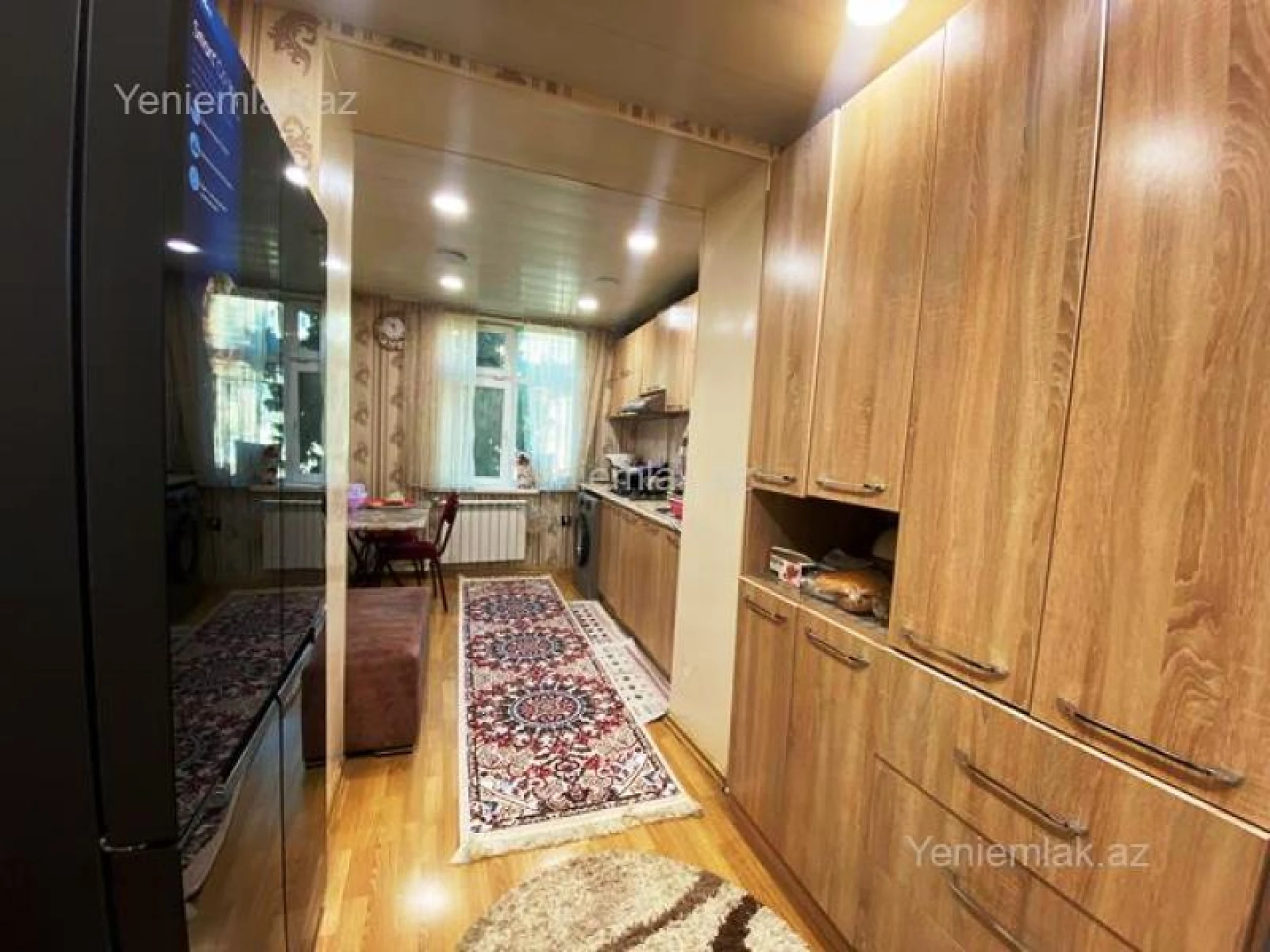 Satılır 3 otaqlı köhnə tikili 100 m²