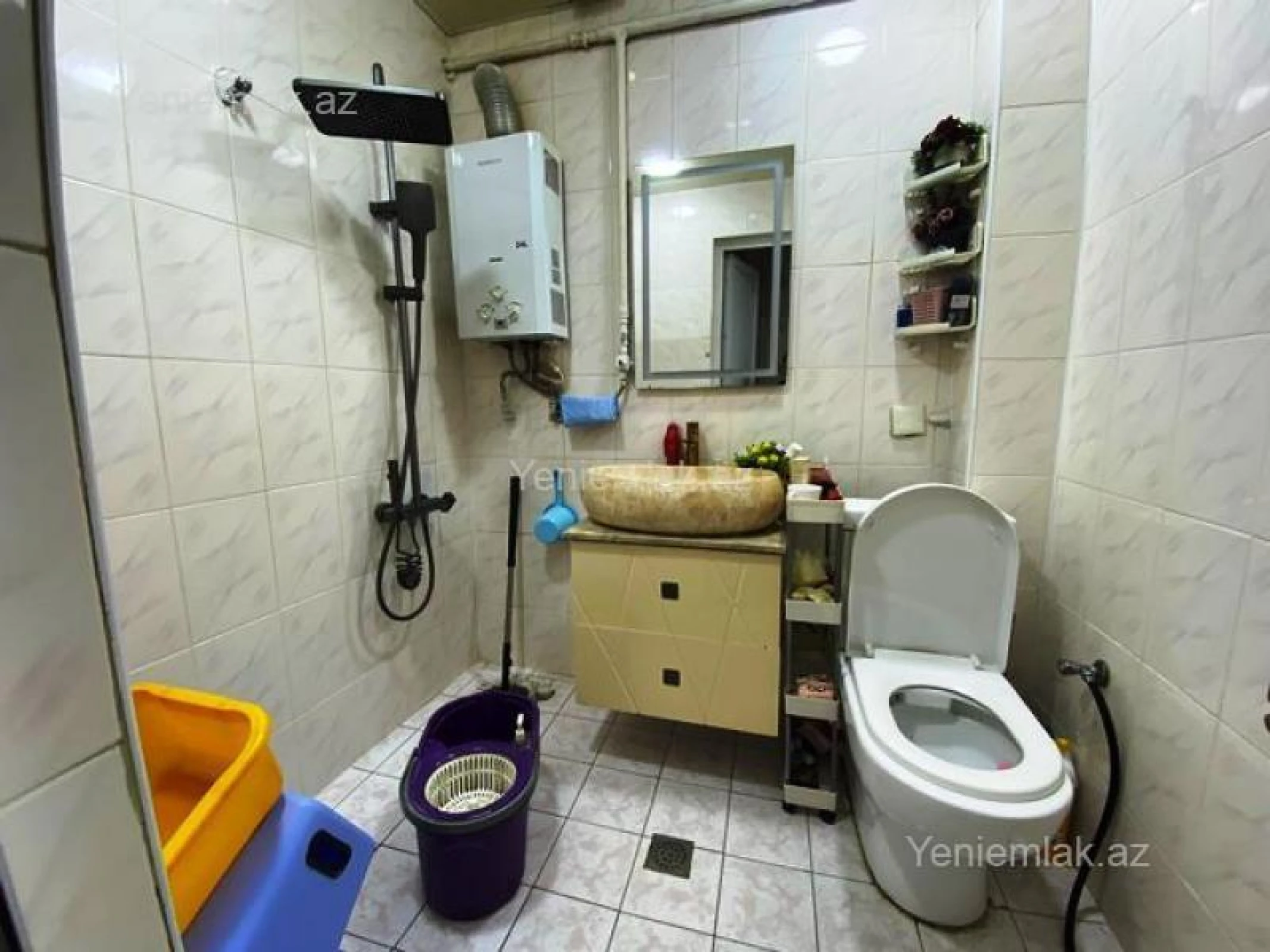 Satılır 3 otaqlı köhnə tikili 100 m²