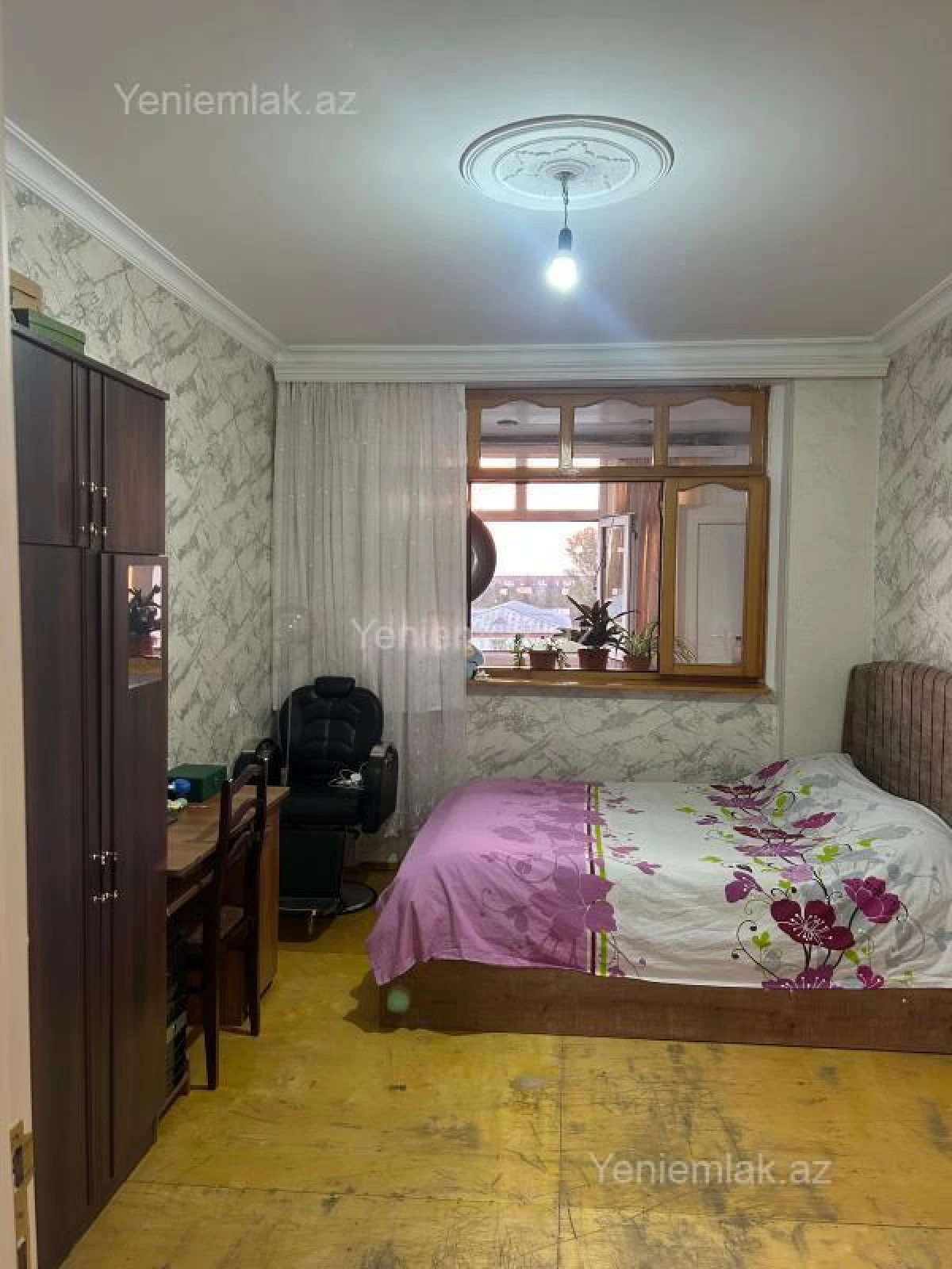 Satılır 2 otaqlı köhnə tikili 54 m²