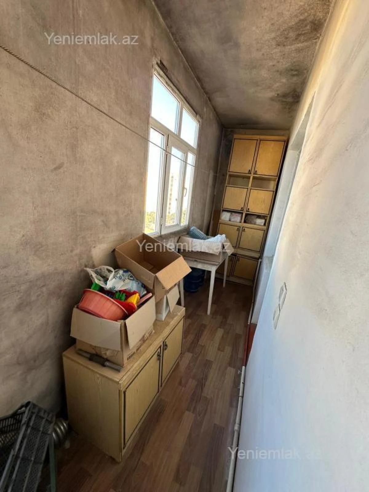 Satılır 3 otaqlı köhnə tikili 82 m²