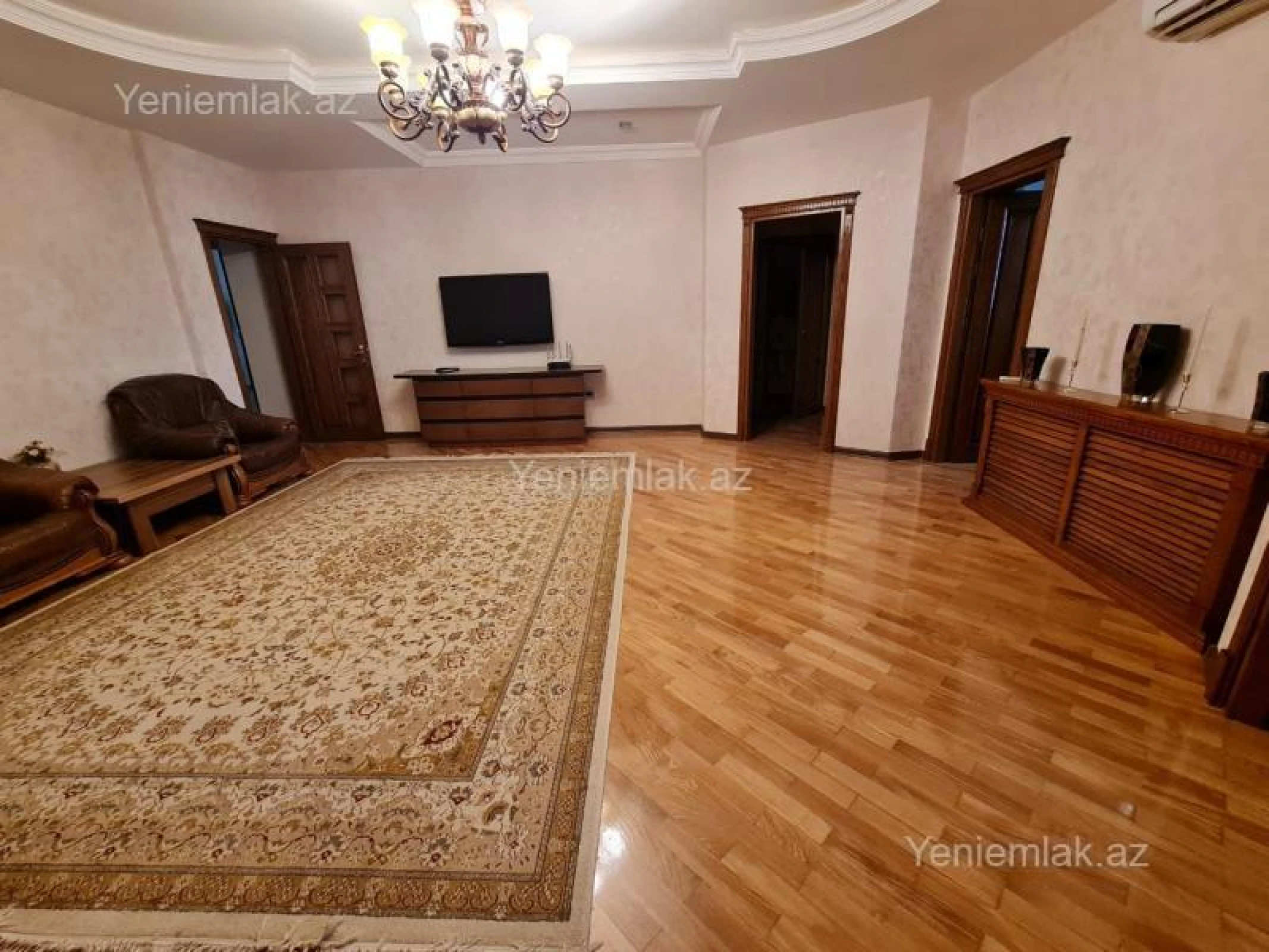 Satılır 3 otaqlı yeni tikili 145 m²