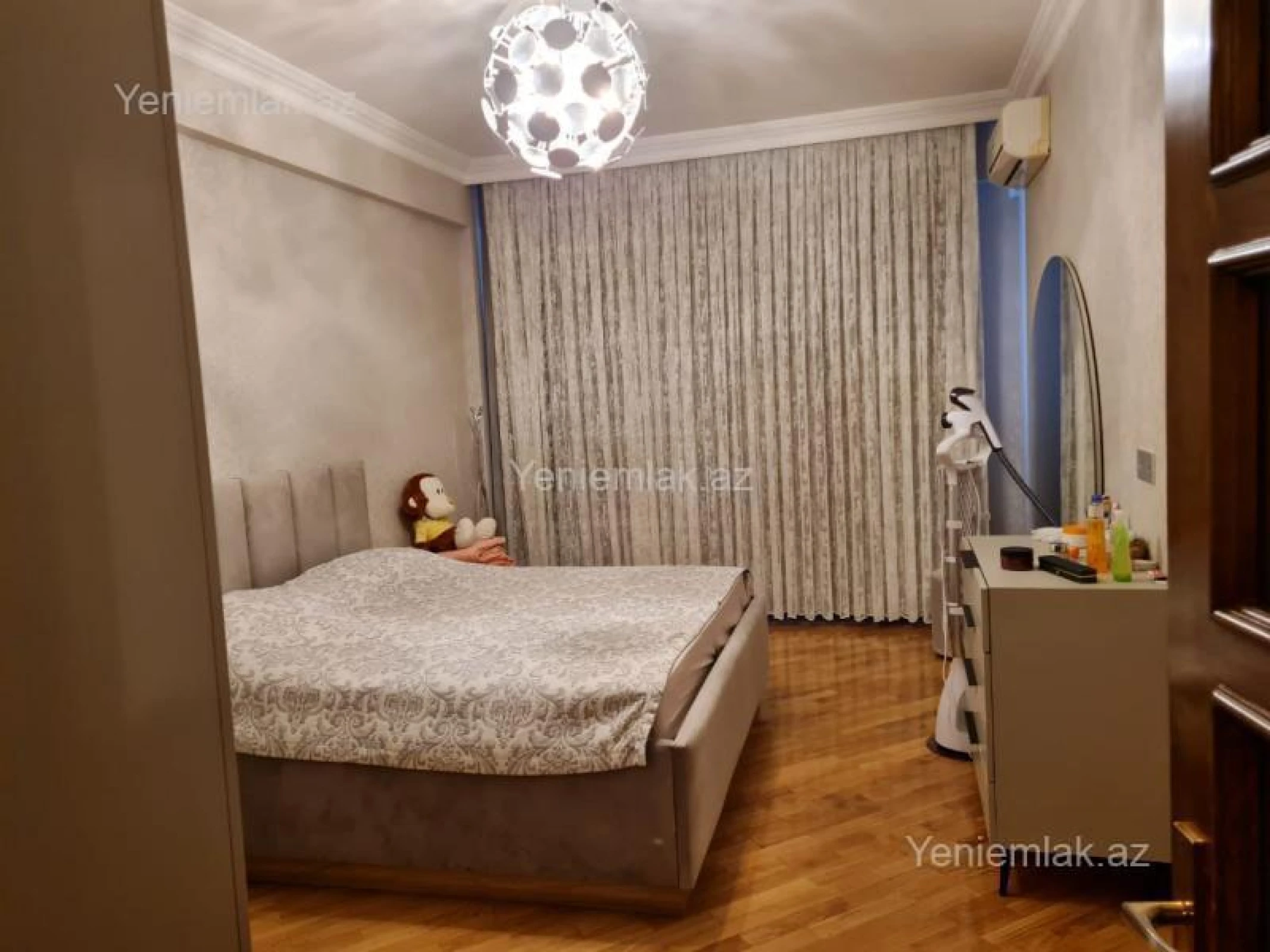 Satılır 3 otaqlı yeni tikili 145 m²