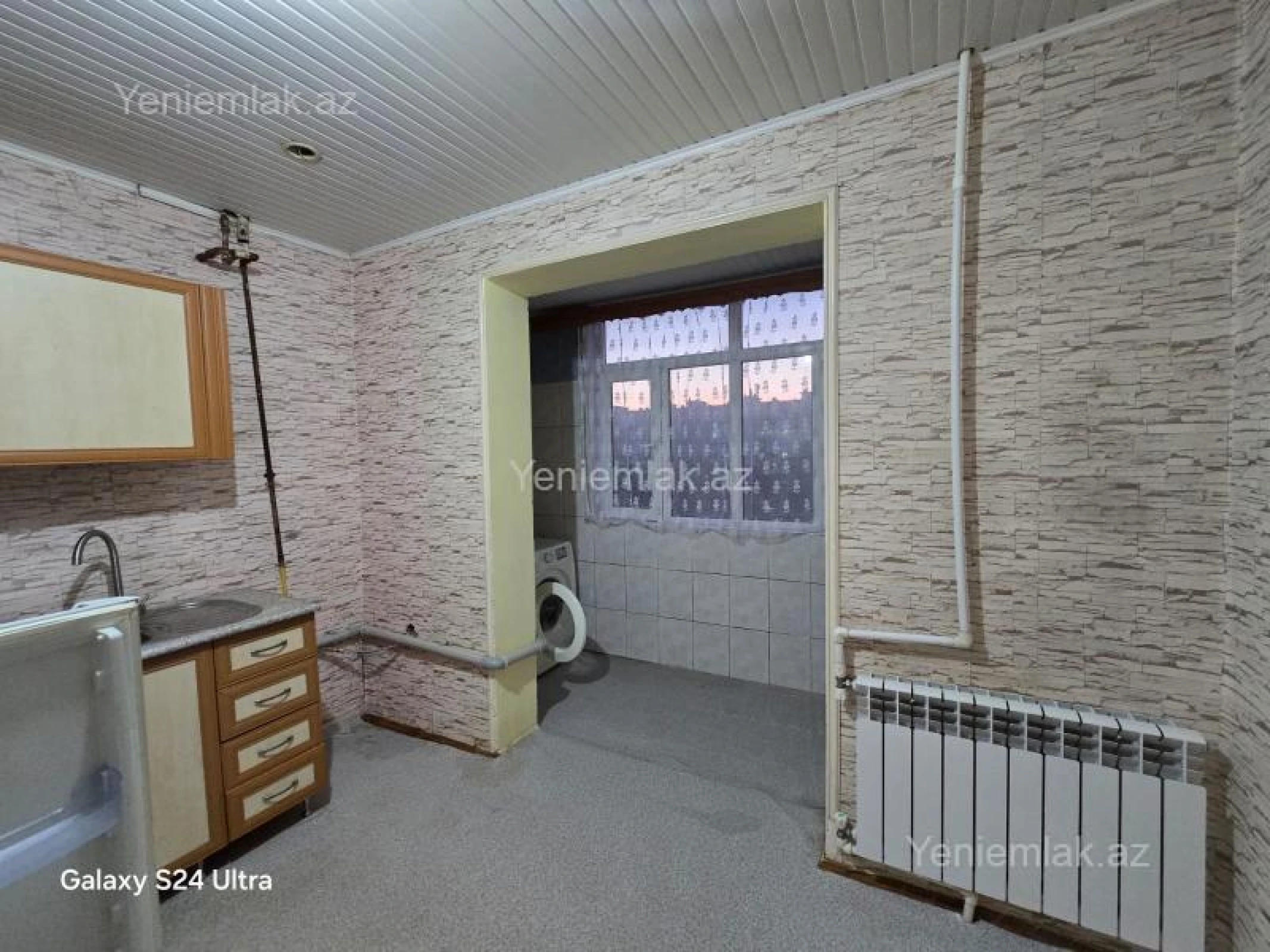 Satılır 4 otaqlı köhnə tikili 85 m²