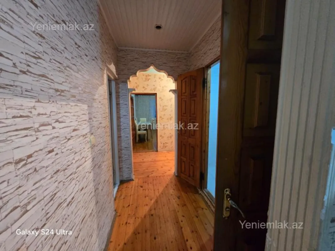 Satılır 4 otaqlı köhnə tikili 85 m²