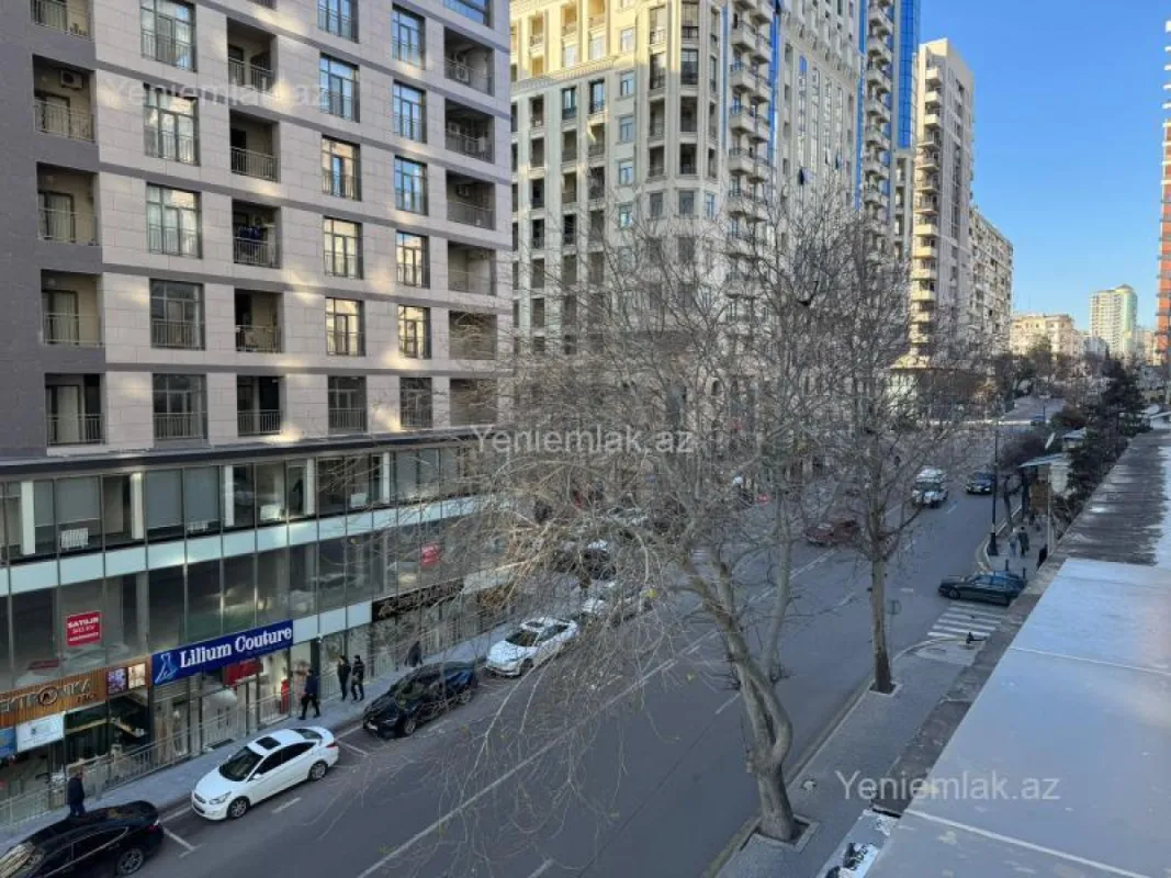 Satılır 3 otaqlı yeni tikili 112 m²