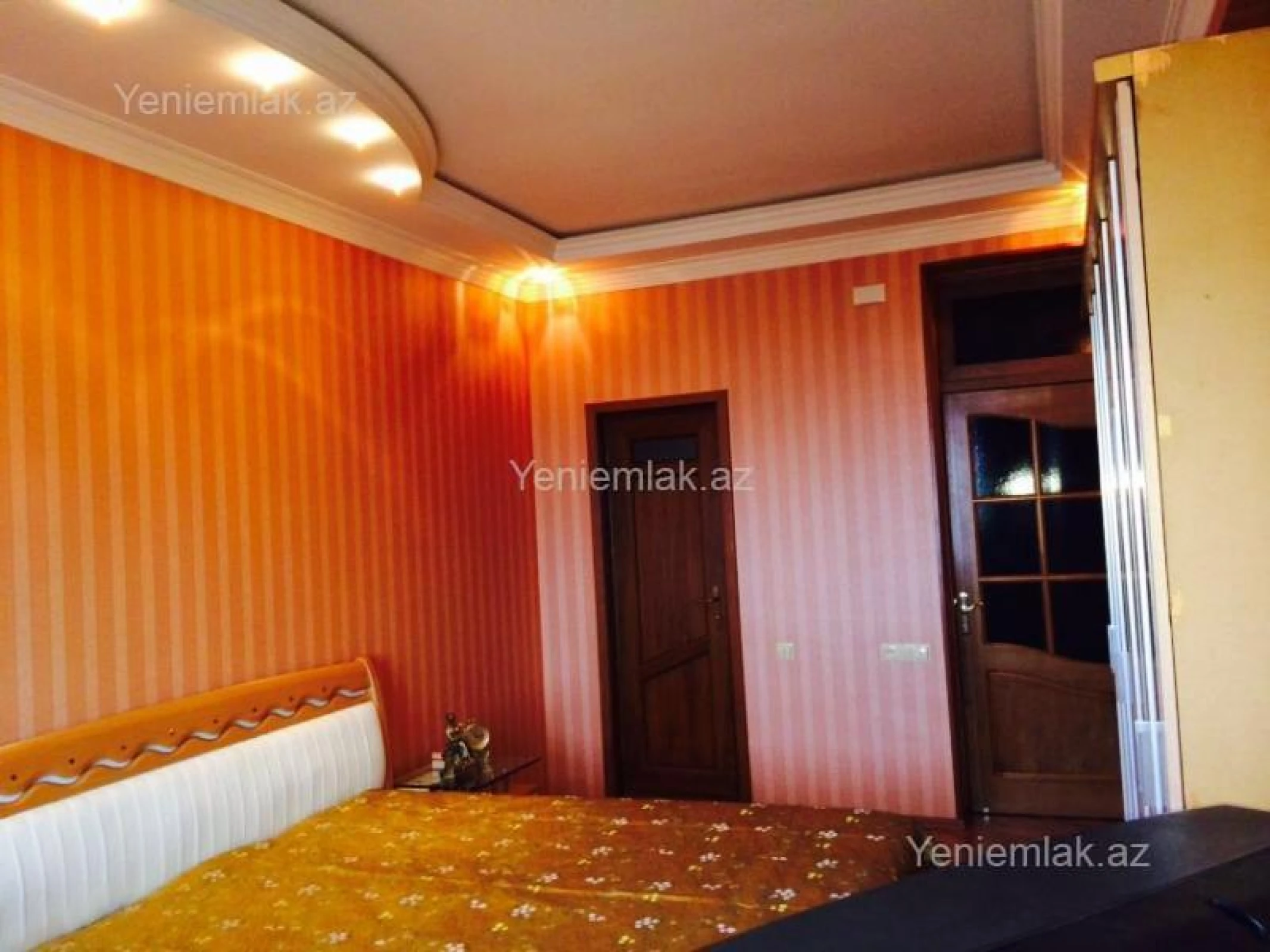 Satılır 4 otaqlı yeni tikili 155 m²
