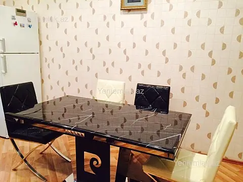 Satılır 4 otaqlı yeni tikili 155 m²